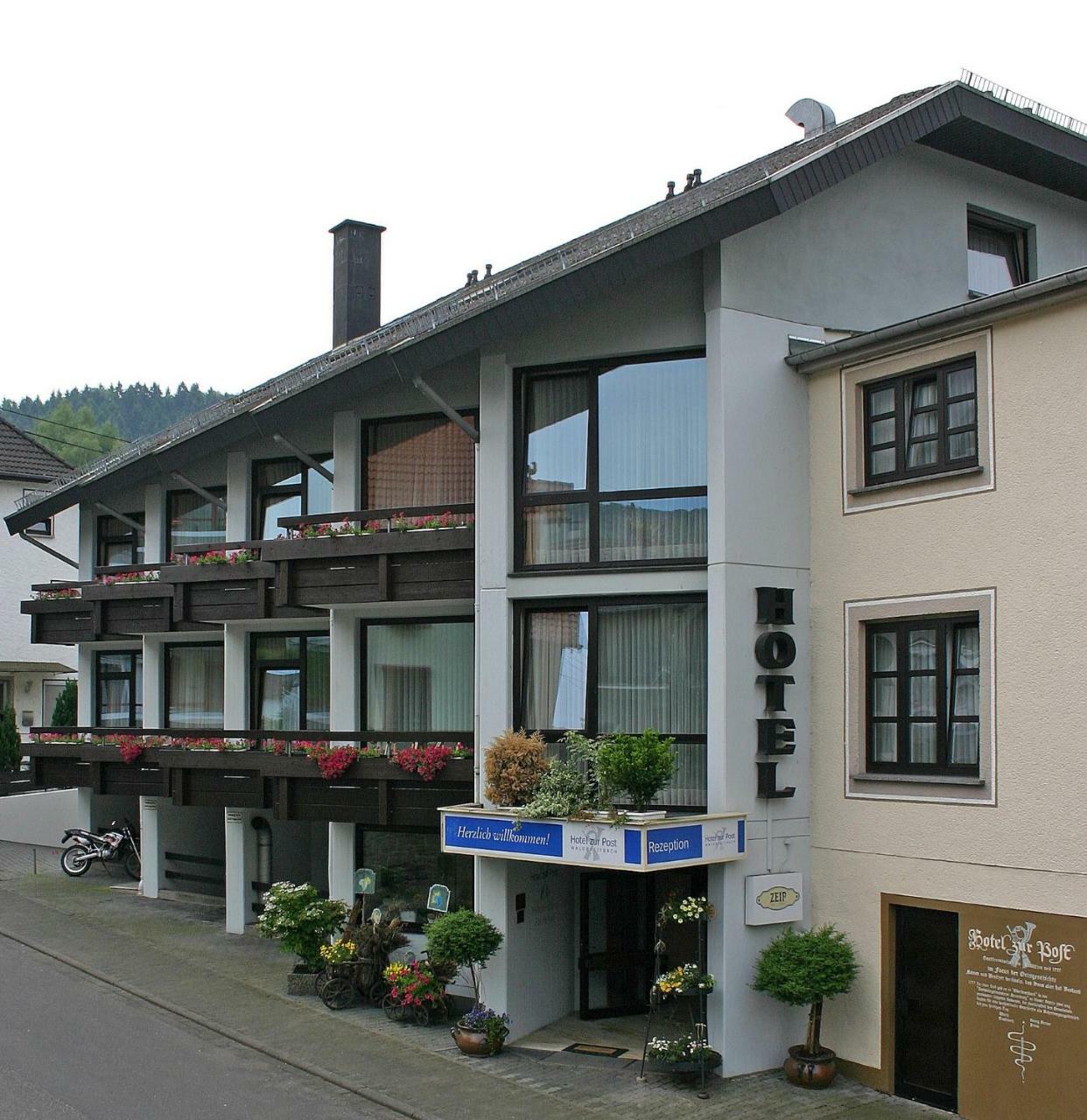 Hotel Zur Post Waldbreitbach Exterior foto